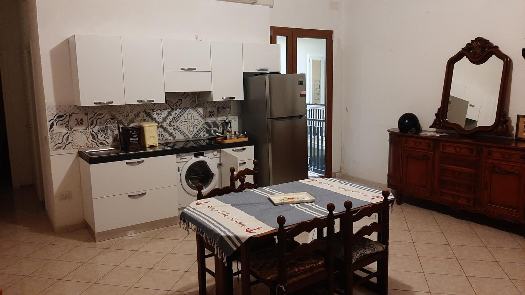 קליארי Super Central Rooms Con Uso Cucina מראה חיצוני תמונה